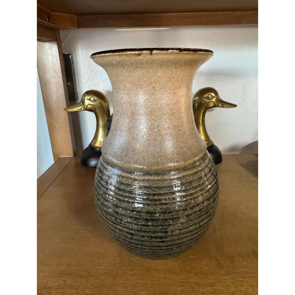 VNTG Handmade‎ Studio Art Pottery Vase Textured Blue & Earth Tones Signed 7904